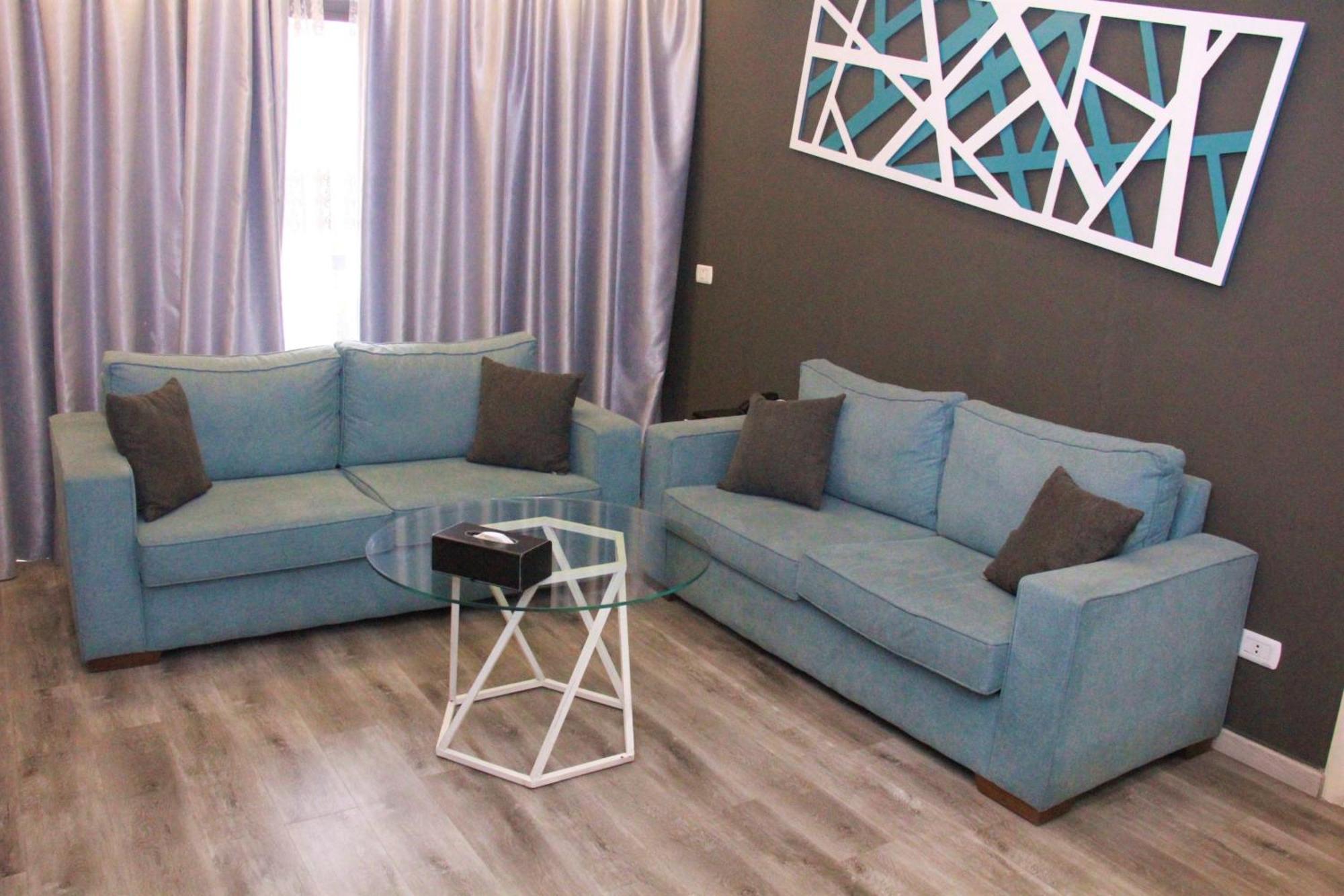 Beverly Hotel 4*